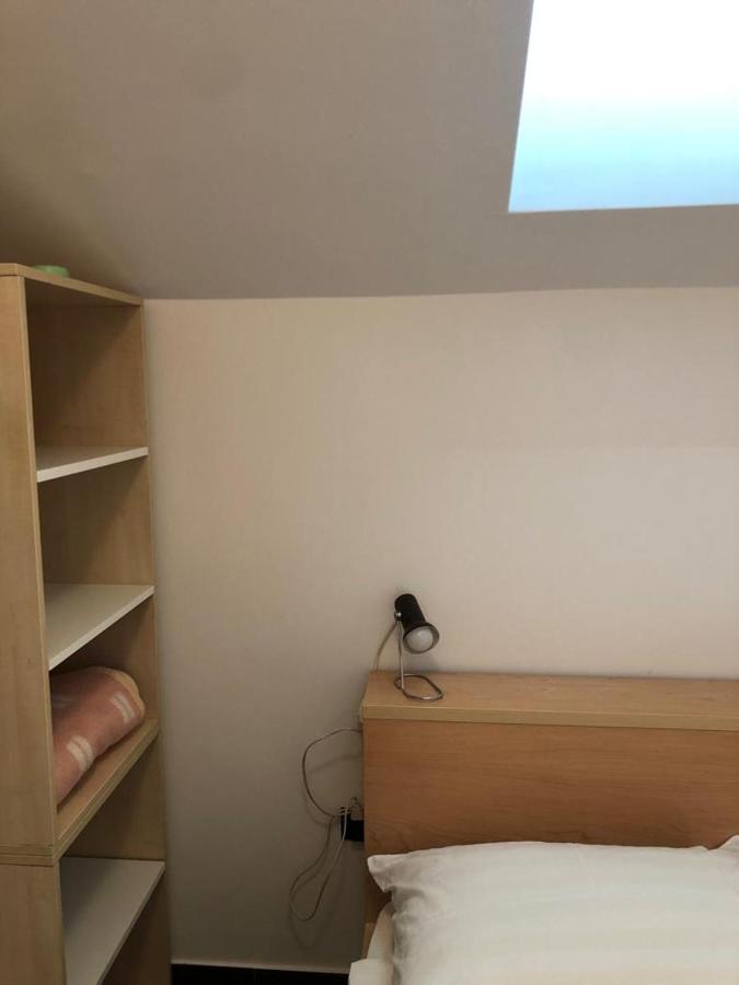 Apartments Villa Lili Lovetovo โวดีเซ ภายนอก รูปภาพ