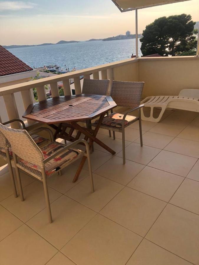 Apartments Villa Lili Lovetovo โวดีเซ ภายนอก รูปภาพ