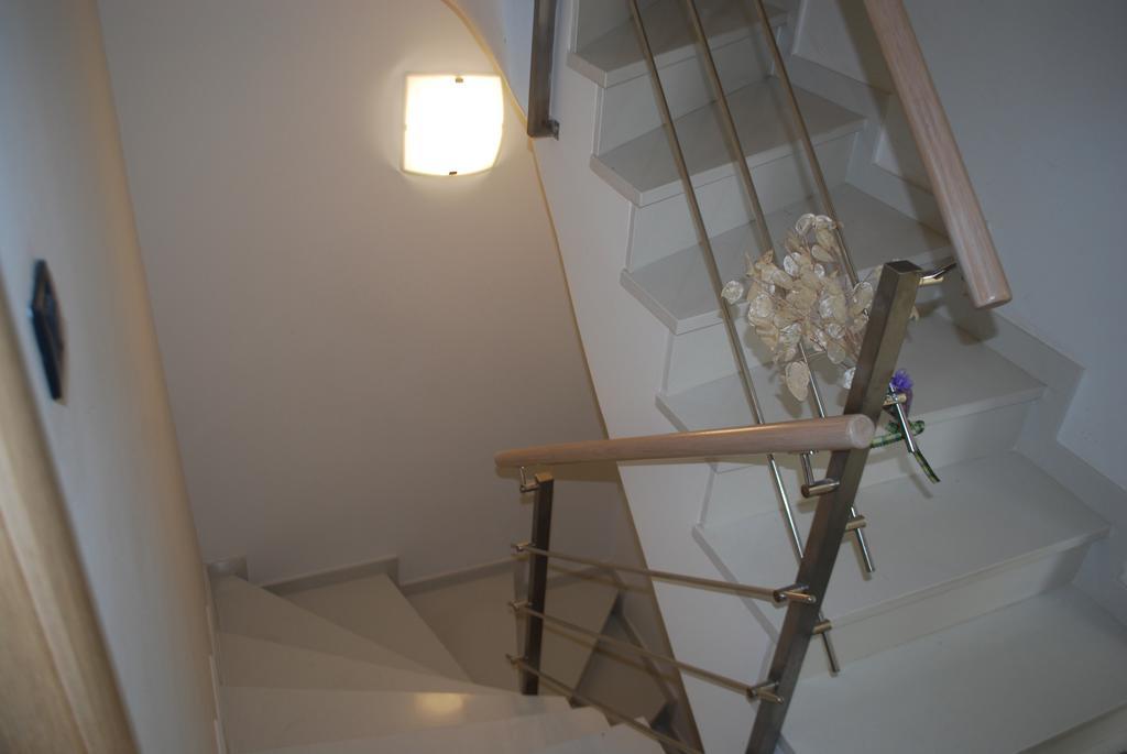 Apartments Villa Lili Lovetovo โวดีเซ ภายนอก รูปภาพ